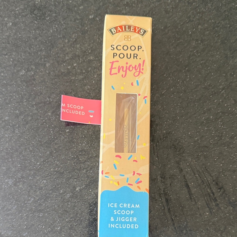 Baileys Gold Ice Cream Scoop & Jigger